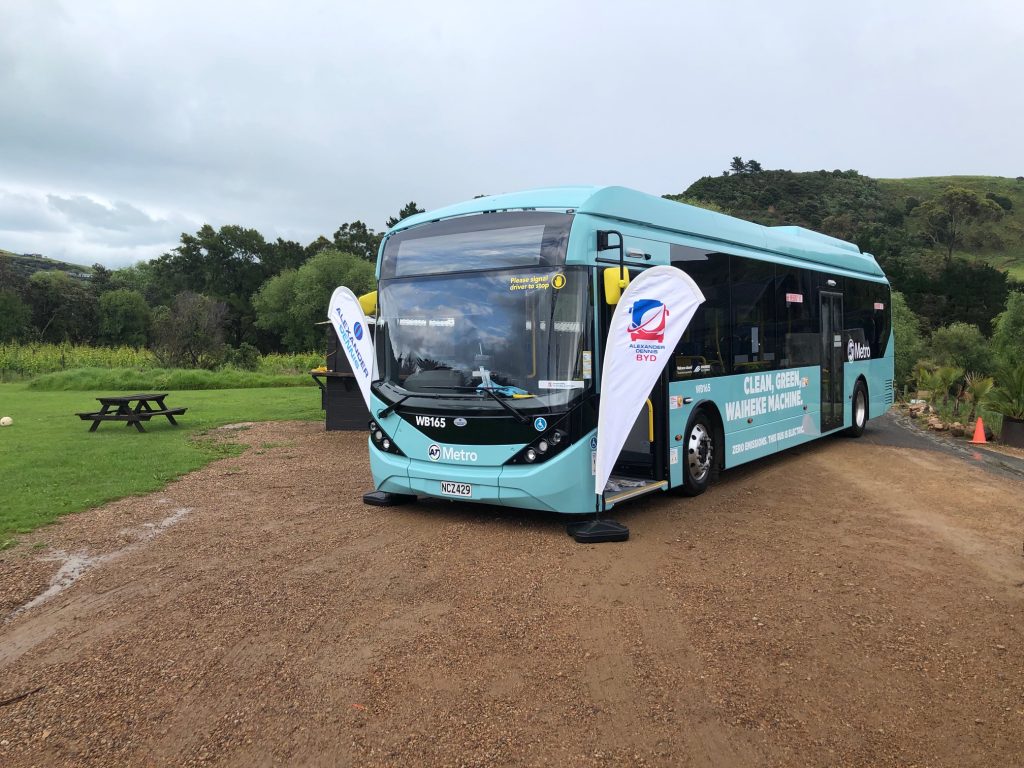 ônibus elétrico entregue em Aucklands na nova zelândia